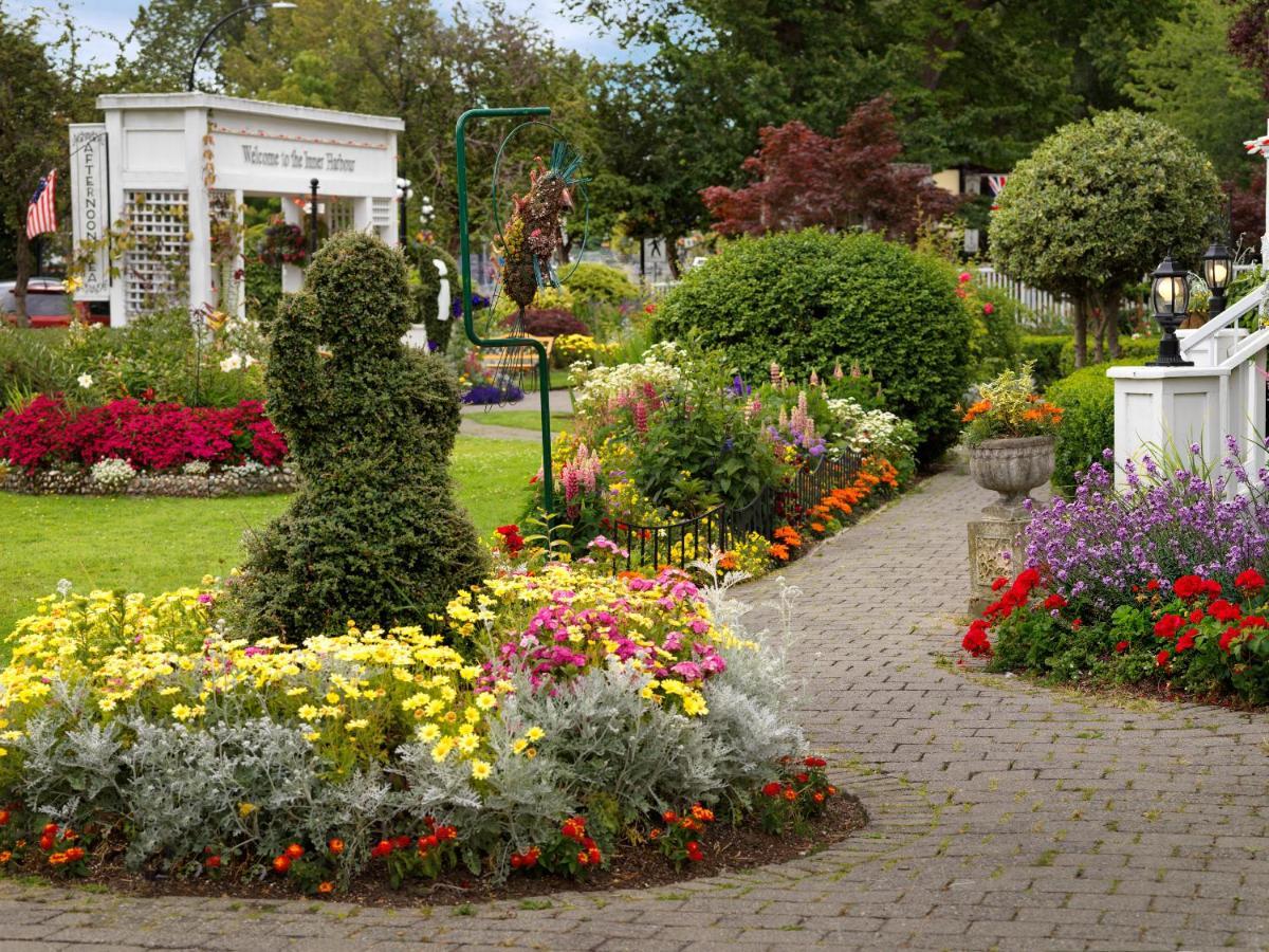 Pendray Inn And Tea House Виктория Экстерьер фото