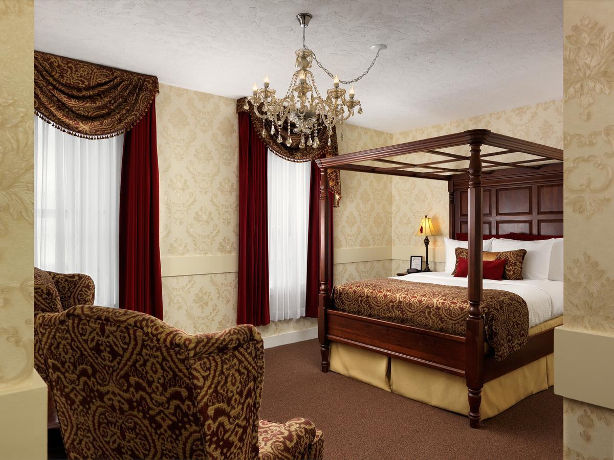 Pendray Inn And Tea House Виктория Экстерьер фото