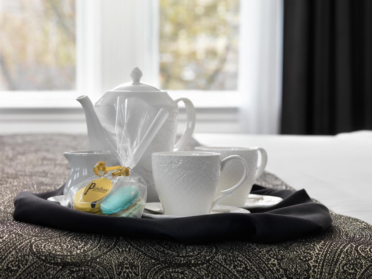 Pendray Inn And Tea House Виктория Экстерьер фото
