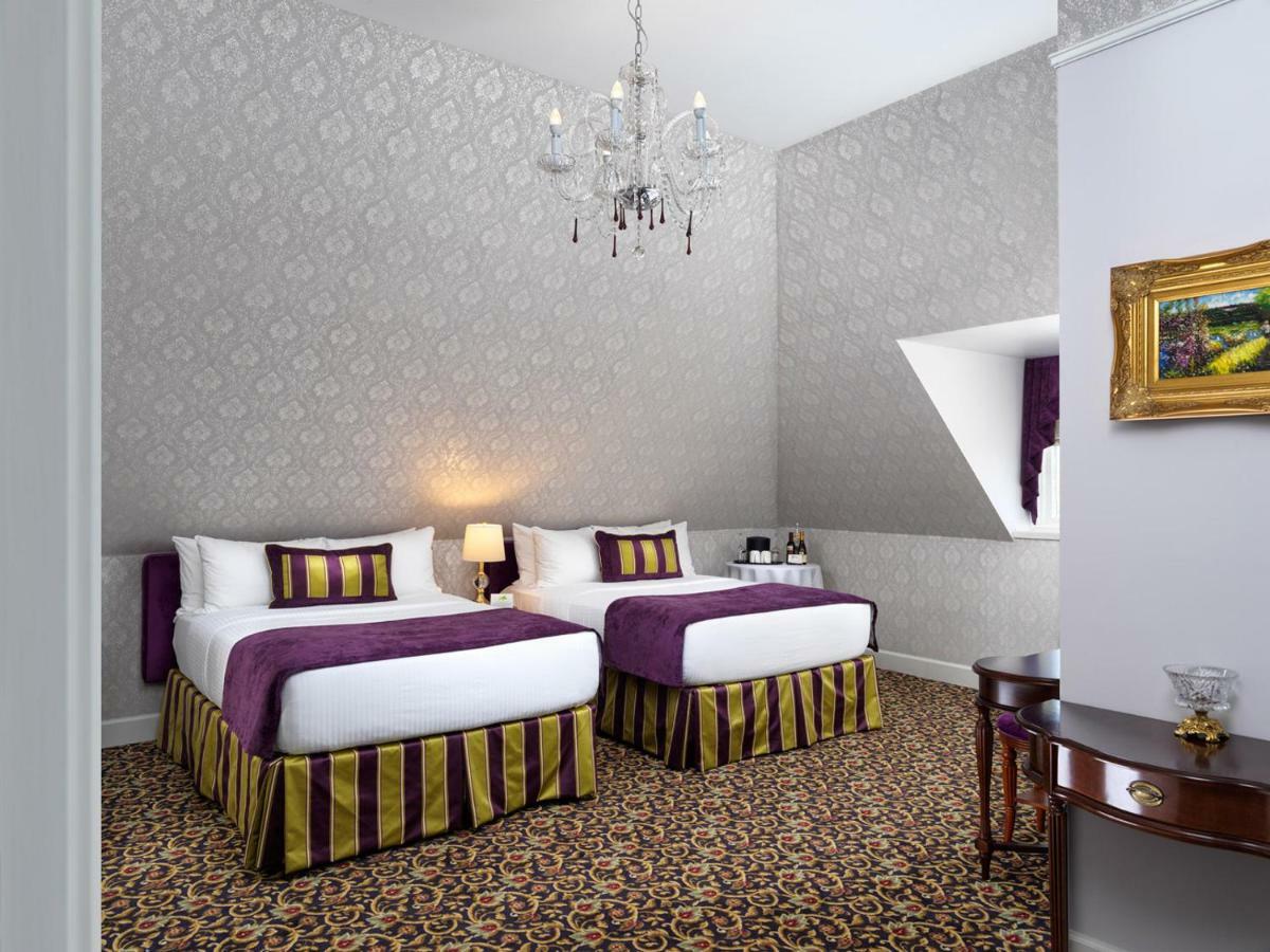 Pendray Inn And Tea House Виктория Экстерьер фото