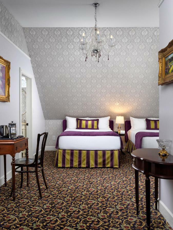 Pendray Inn And Tea House Виктория Экстерьер фото